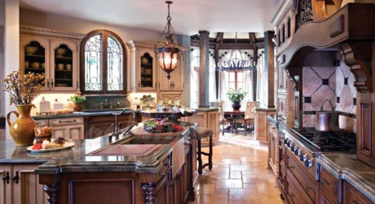 Transform Your Kitchen with Stunning Custom Kitchen Cabinets